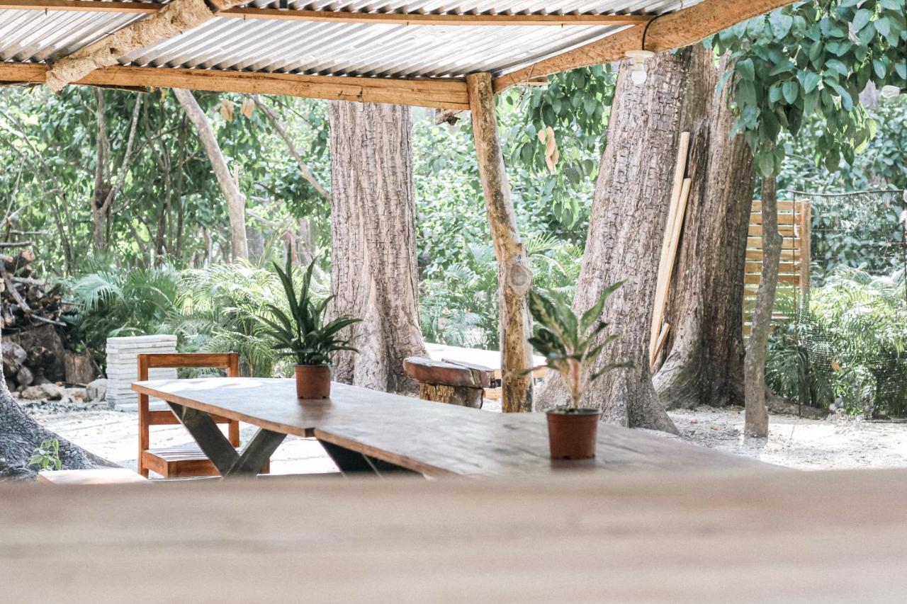 Zeneidas Surf Garden Playa Santa Teresa  Exterior foto