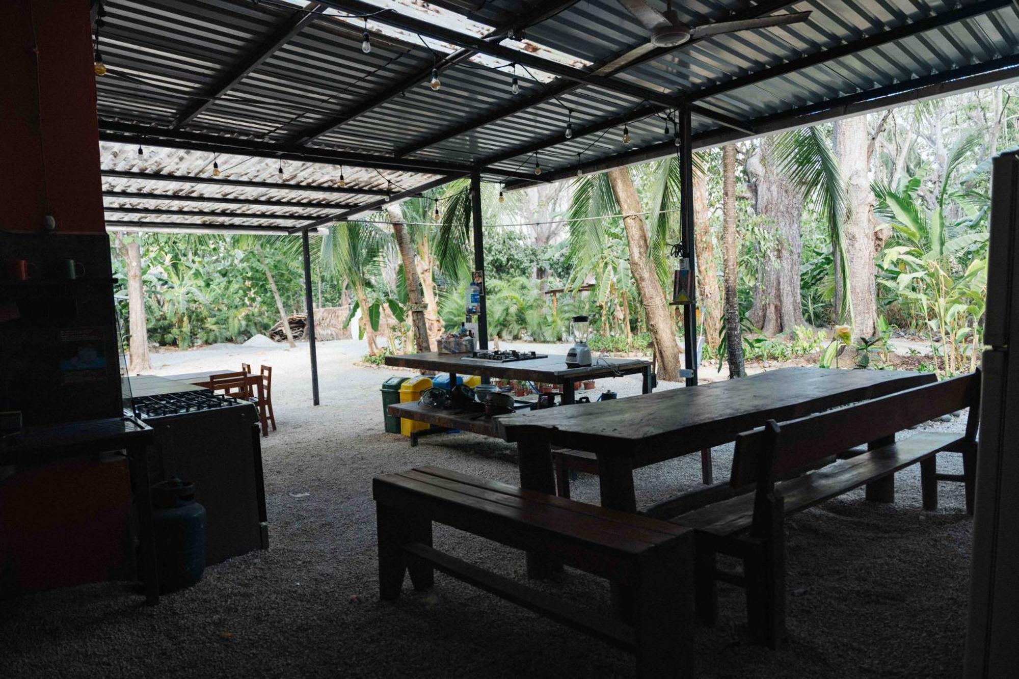 Zeneidas Surf Garden Playa Santa Teresa  Exterior foto